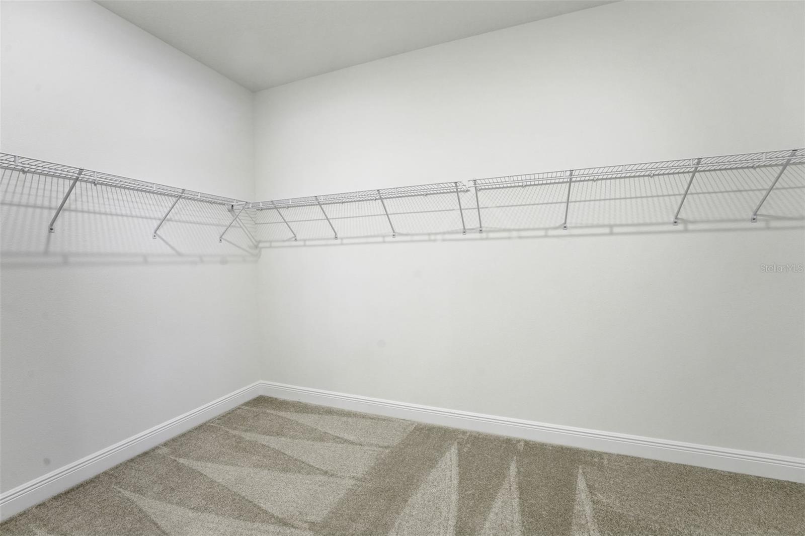 Image 31 of 40 For 17527 Valleywood Parkway