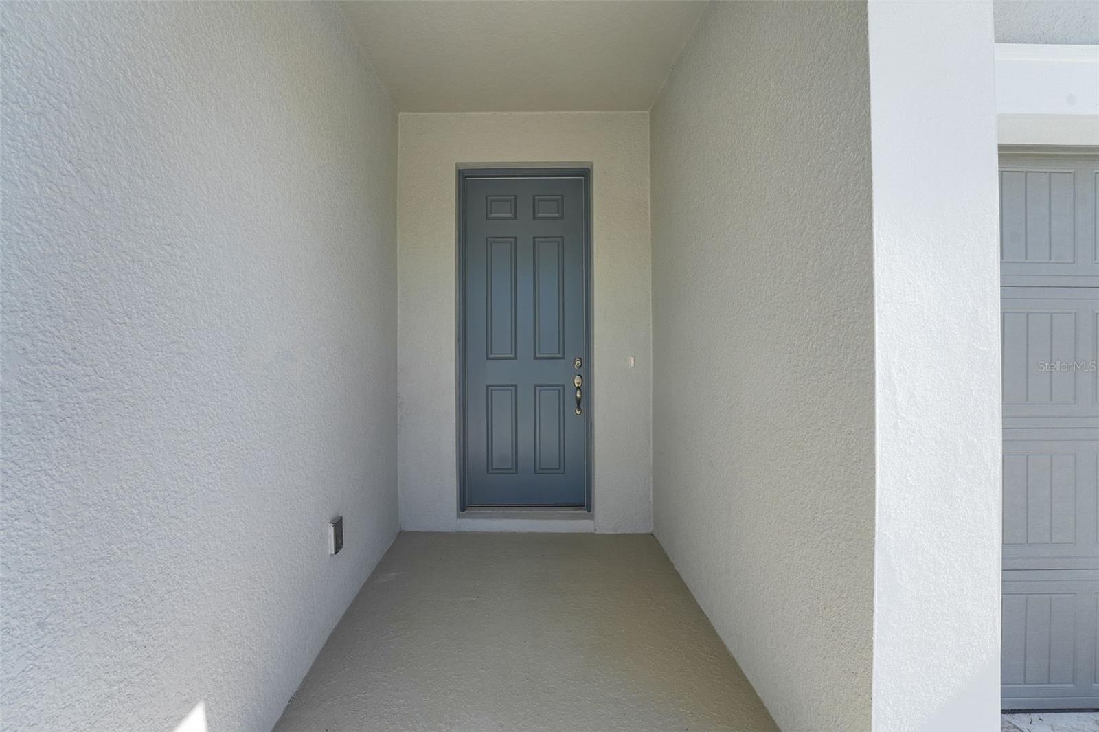 Image 5 of 40 For 17527 Valleywood Parkway