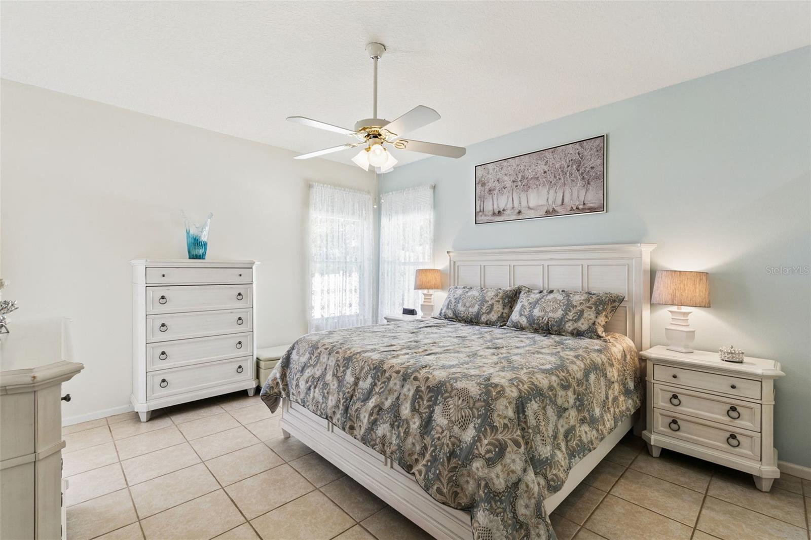 Image 17 of 43 For 13319 Via Roma Circle