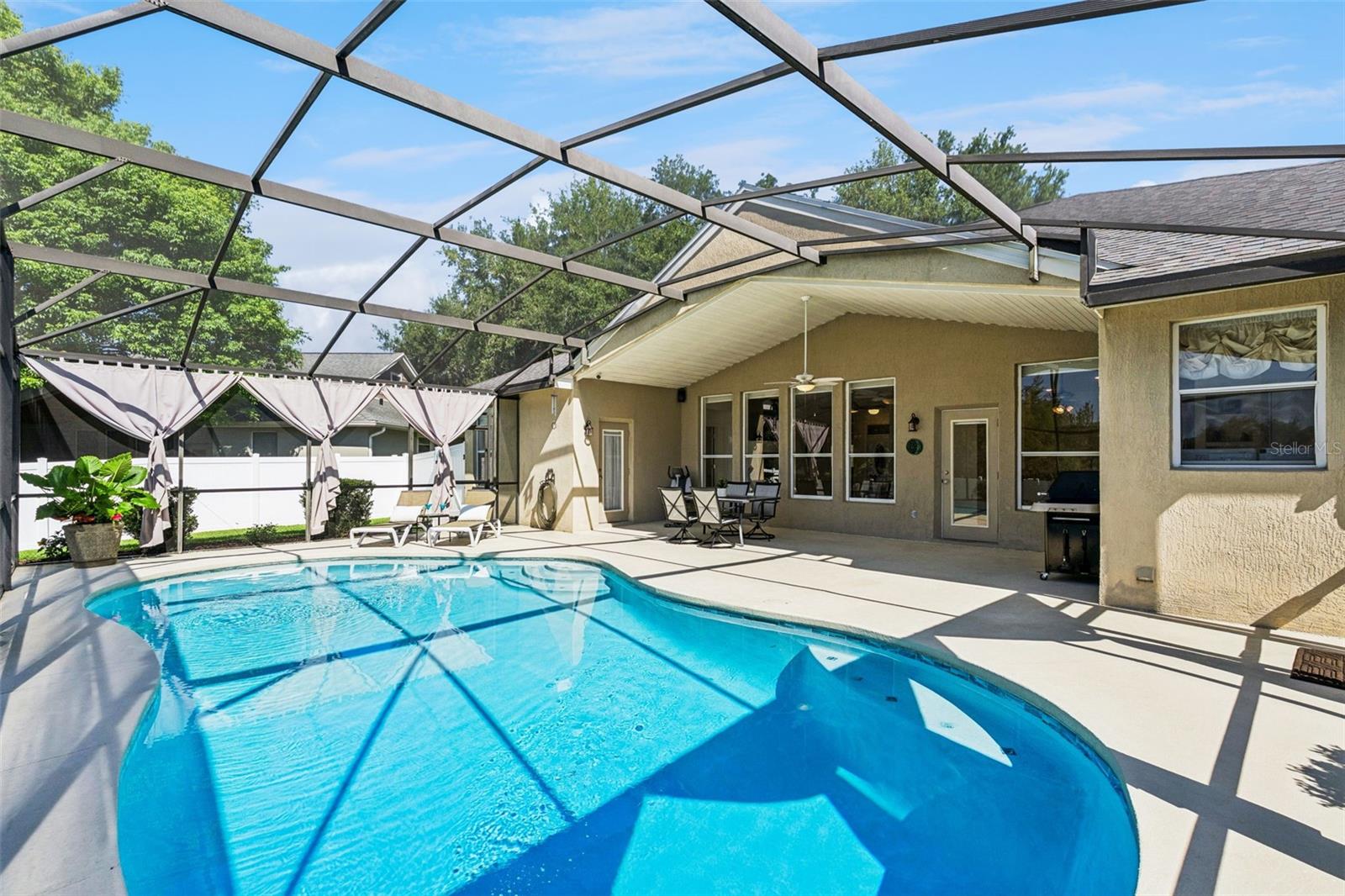 Image 30 of 43 For 13319 Via Roma Circle