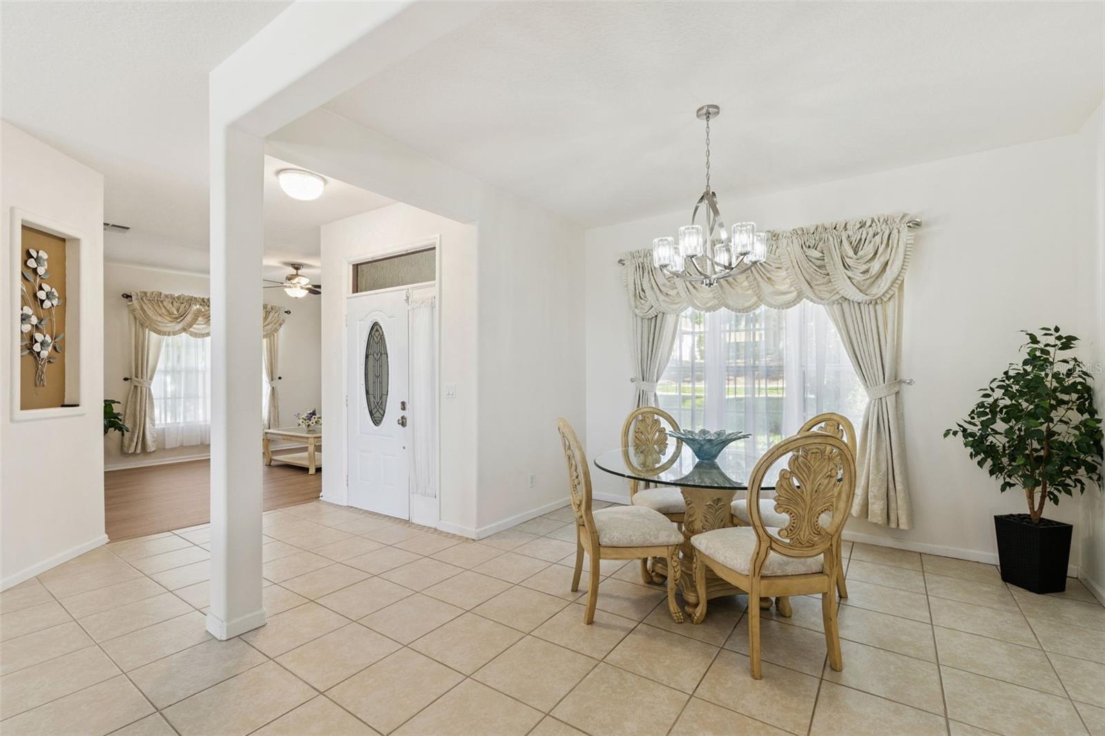 Image 8 of 43 For 13319 Via Roma Circle