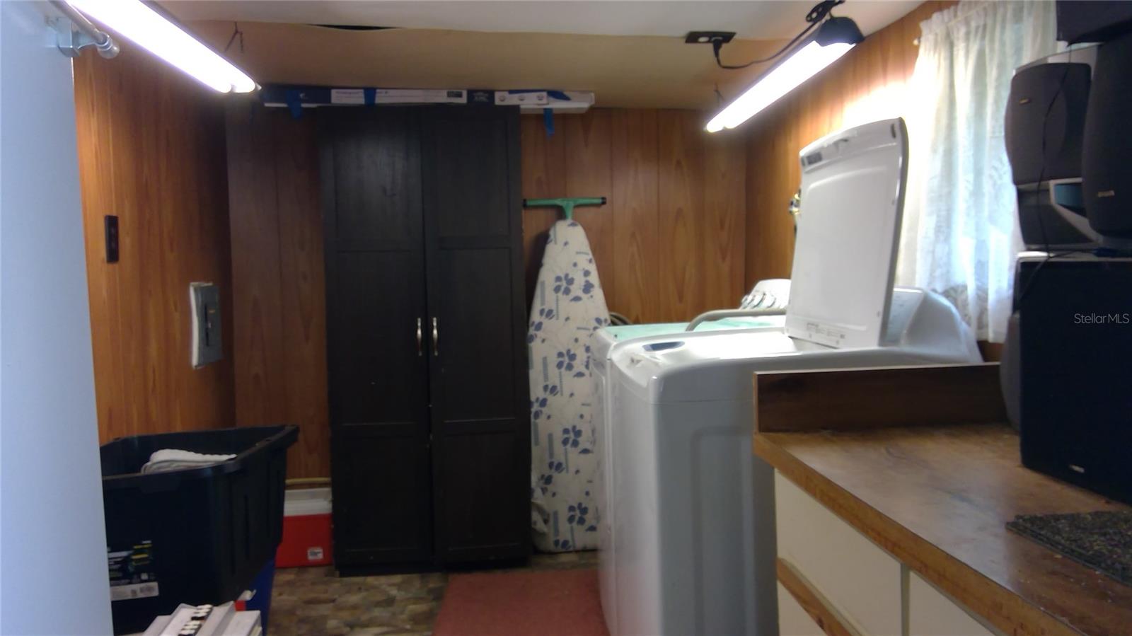 Image 12 of 21 For 1637 Cr 434  