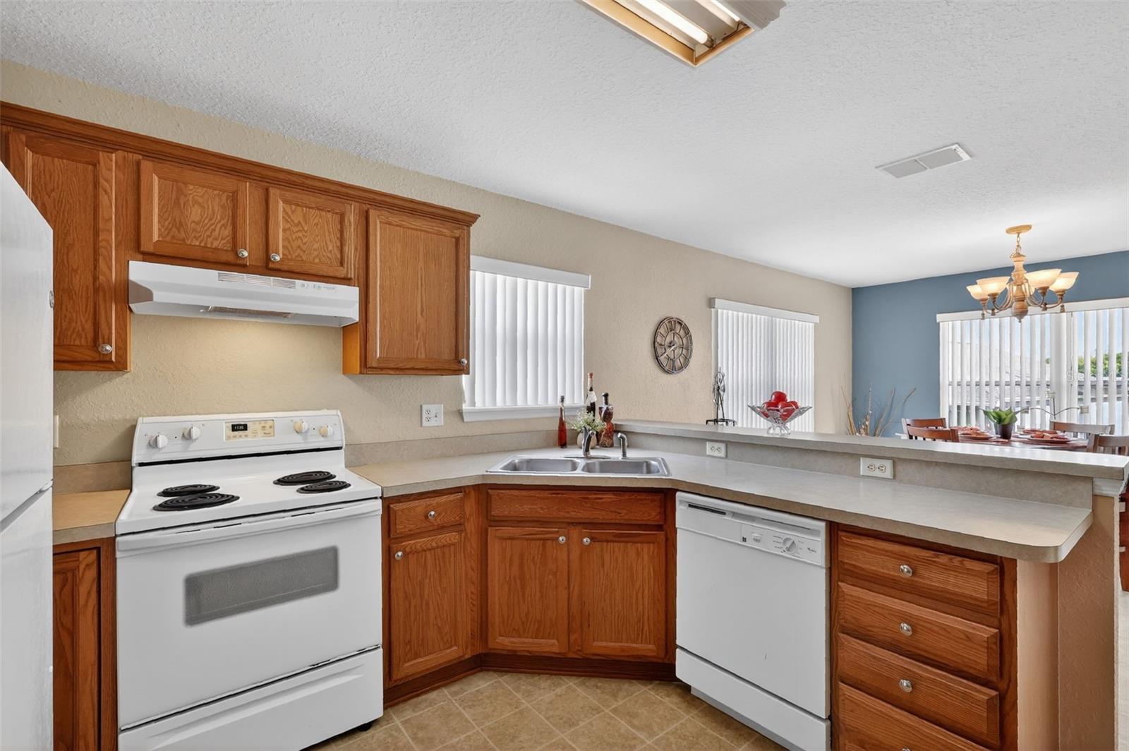 Image 11 of 26 For 17867 115th Circle