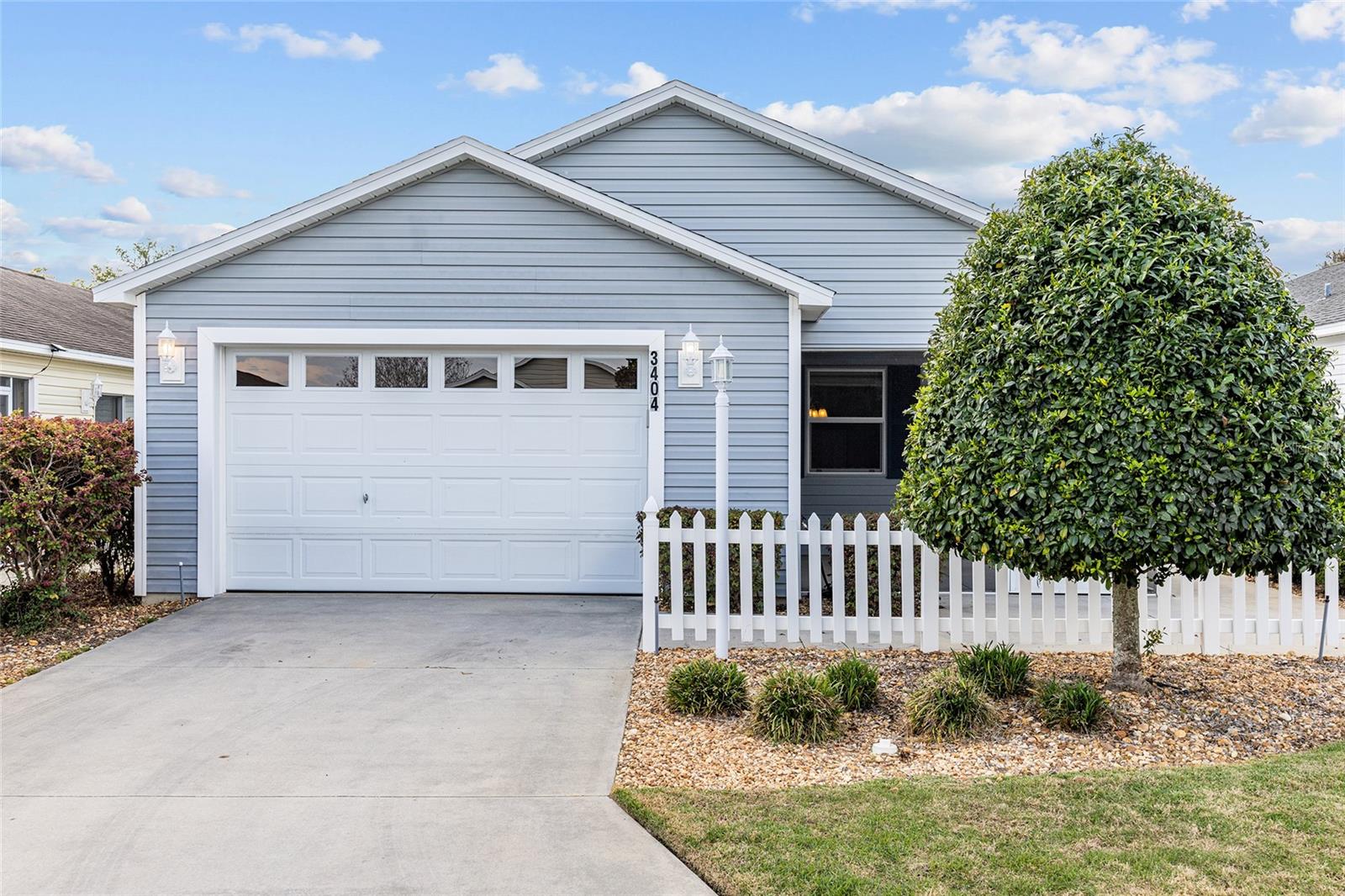 Details for 3404 Carrabelle Court, THE VILLAGES, FL 32163