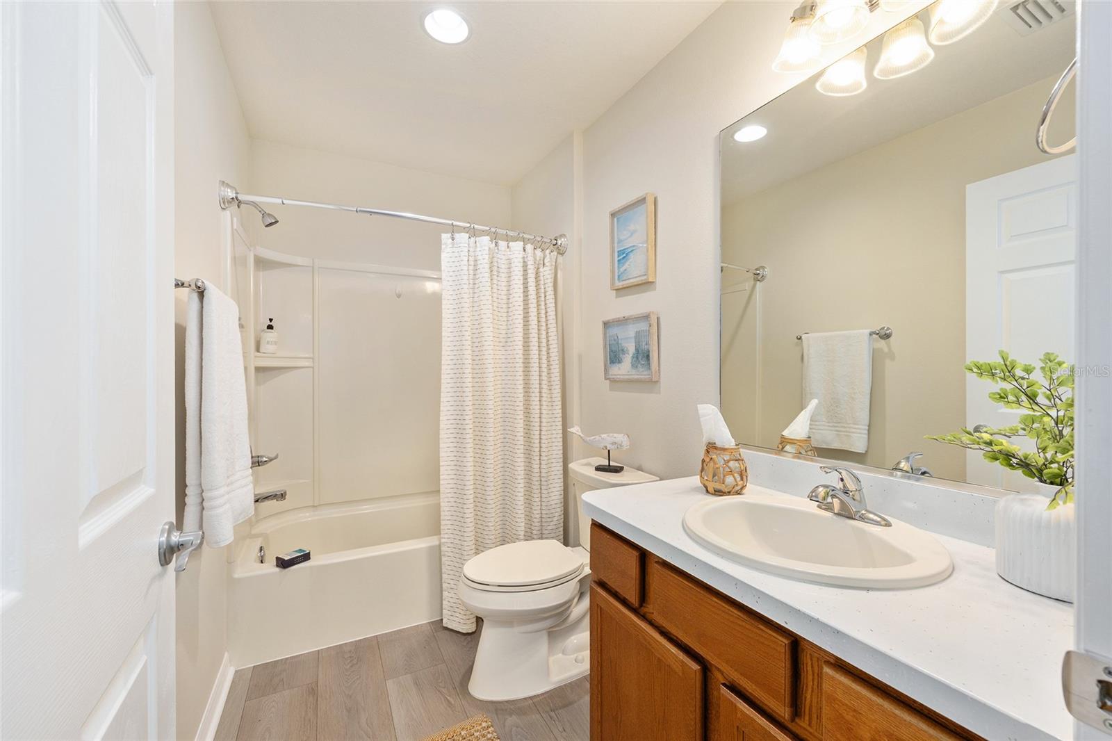 Image 24 of 29 For 3404 Carrabelle Court