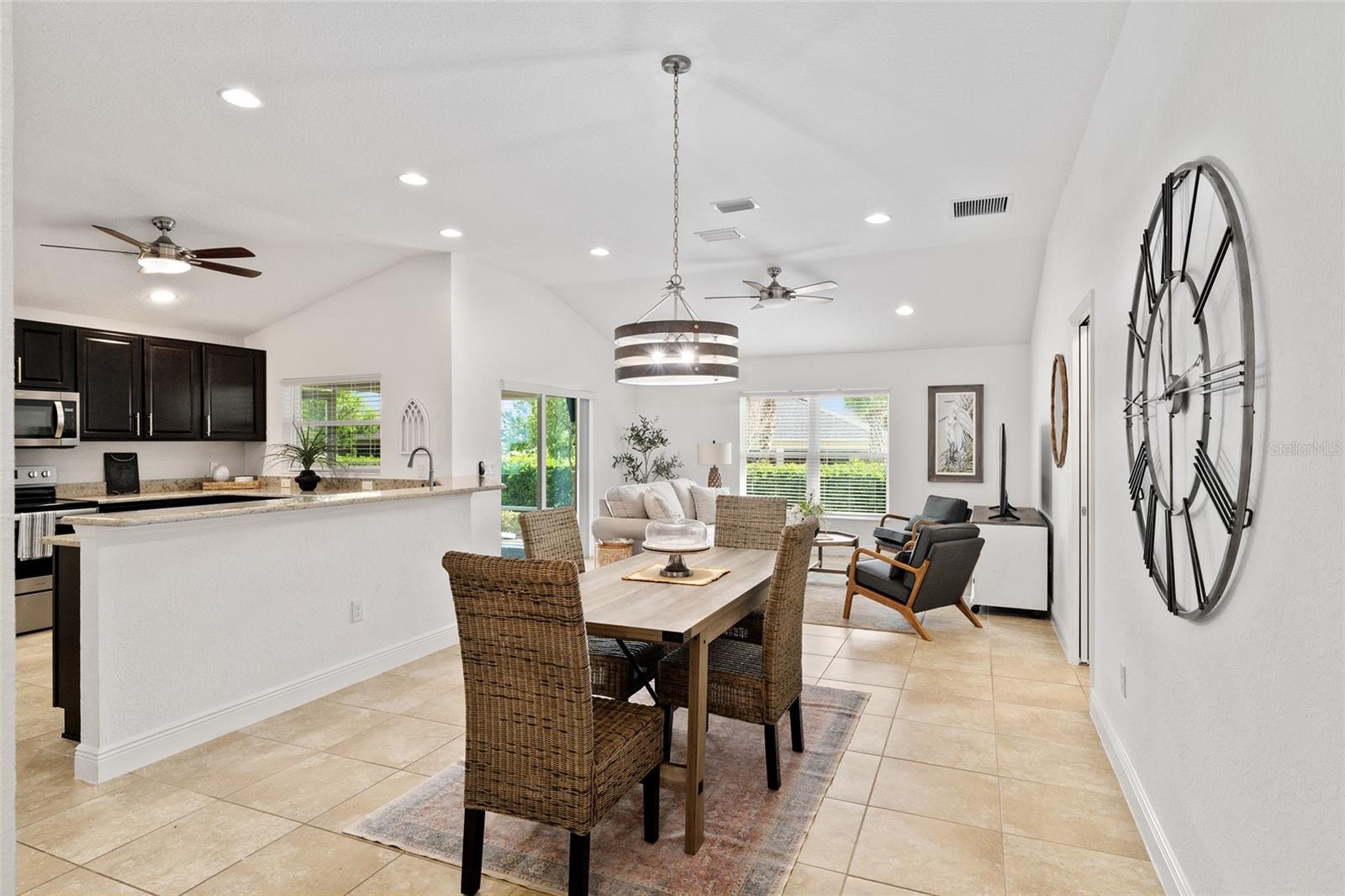 Image 11 of 35 For 10396 Silver Maple Avenue