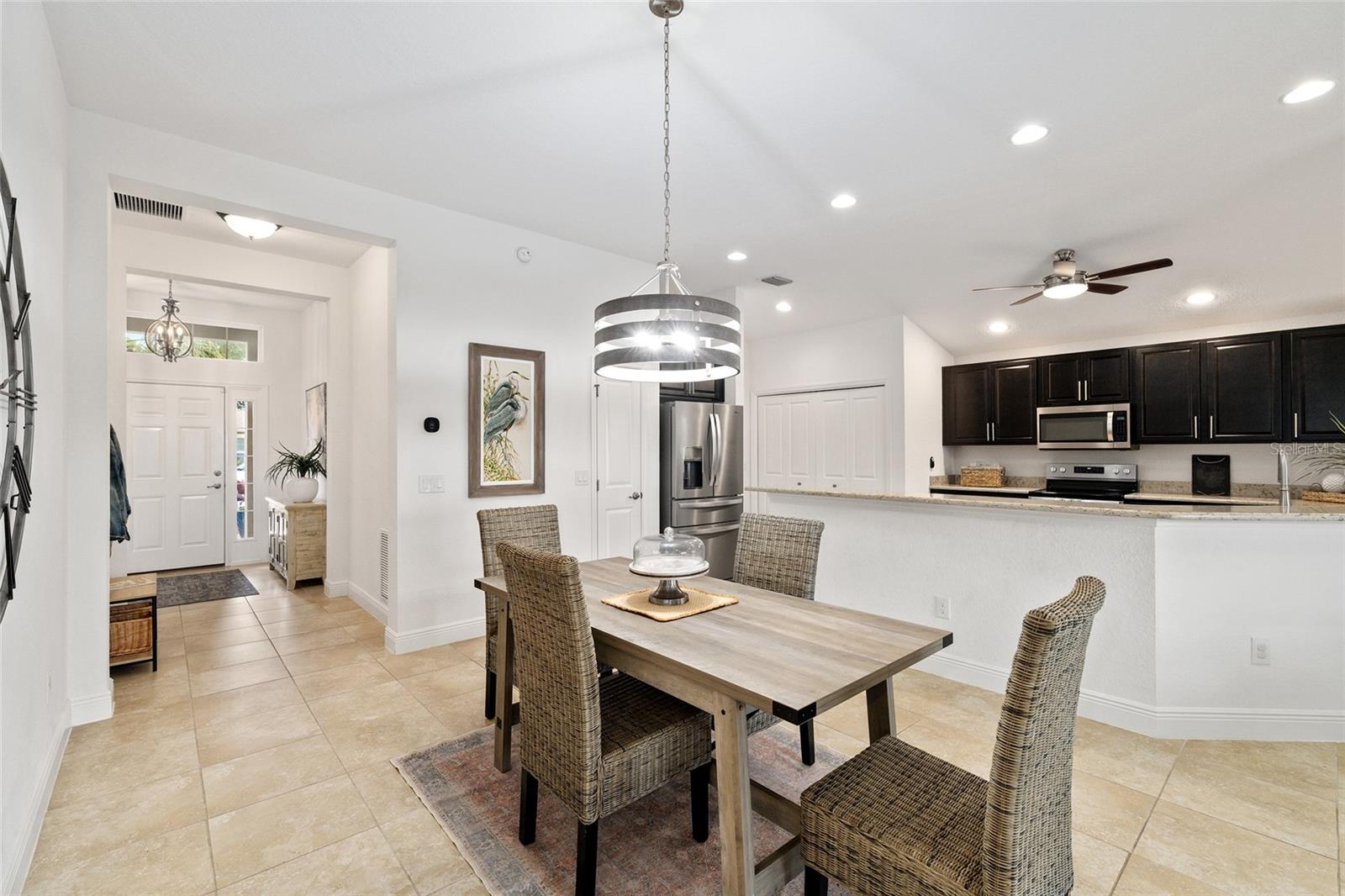 Image 13 of 35 For 10396 Silver Maple Avenue