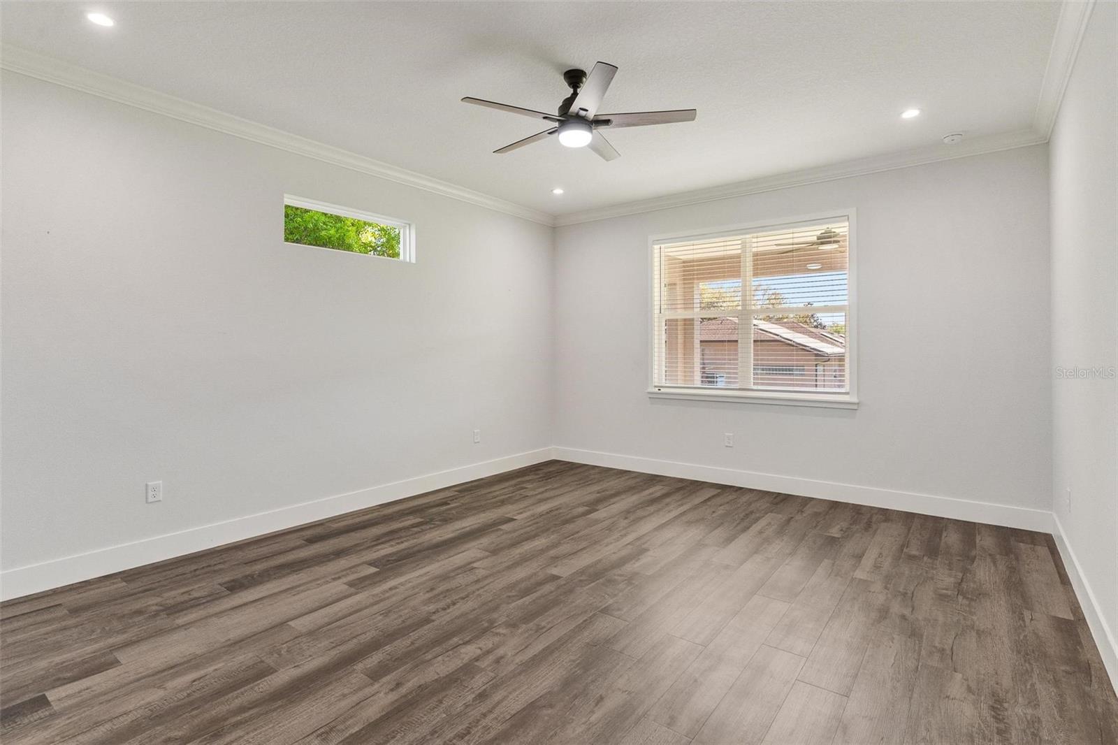 Image 25 of 52 For 415 Dixie Drive