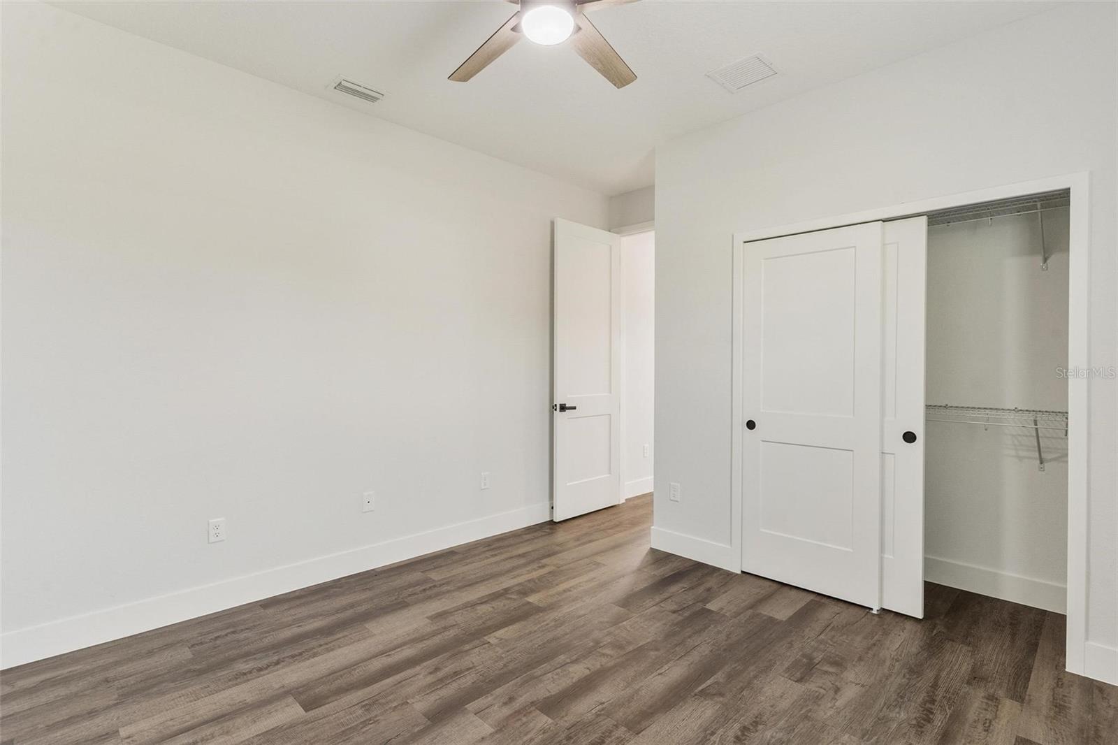 Image 37 of 52 For 415 Dixie Drive