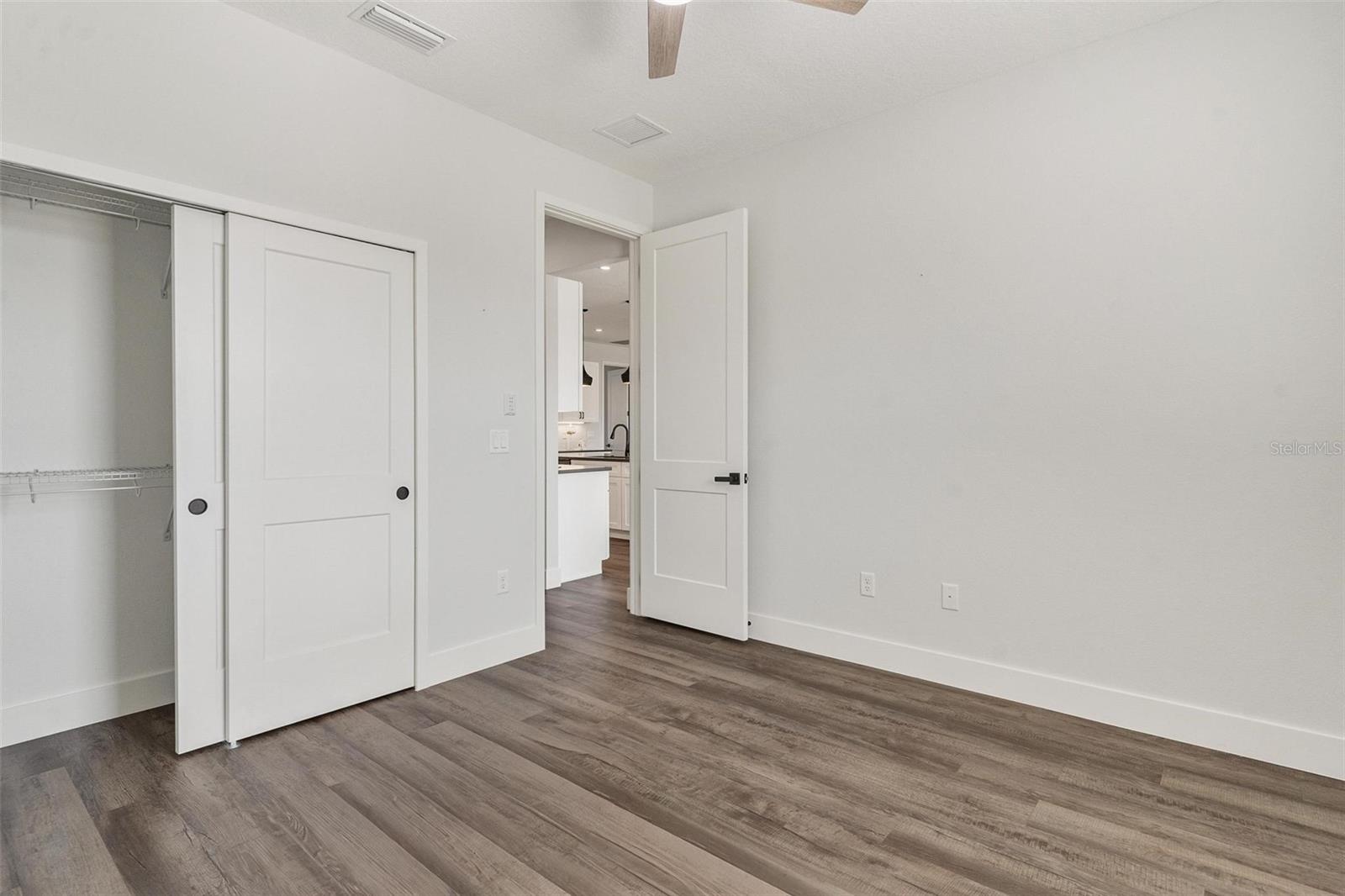 Image 40 of 52 For 415 Dixie Drive