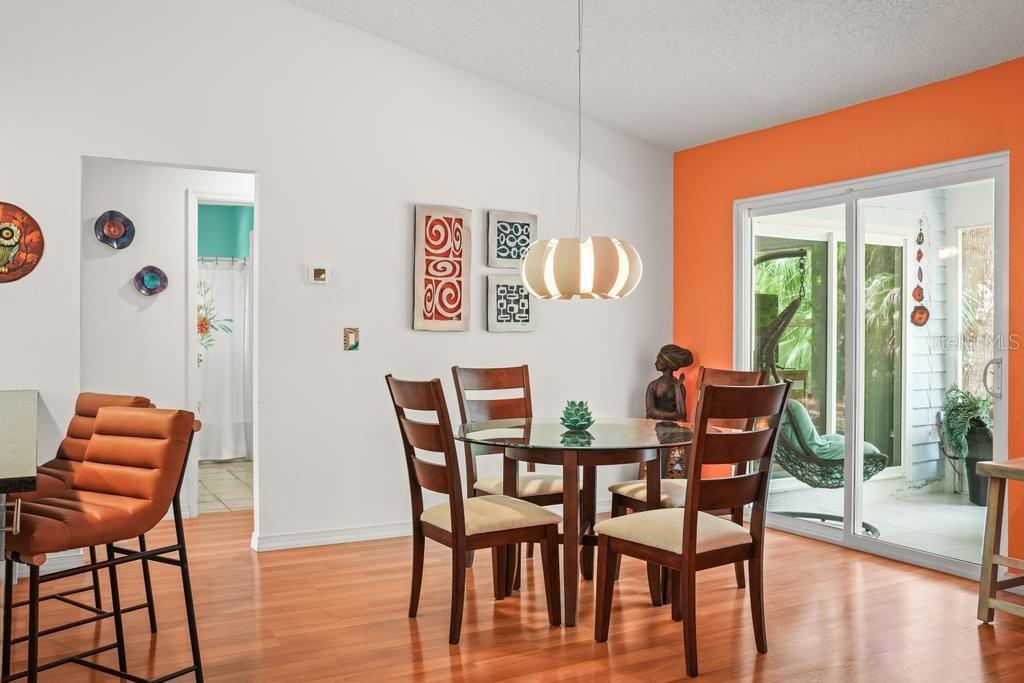 Image 17 of 68 For 658 Clark Court