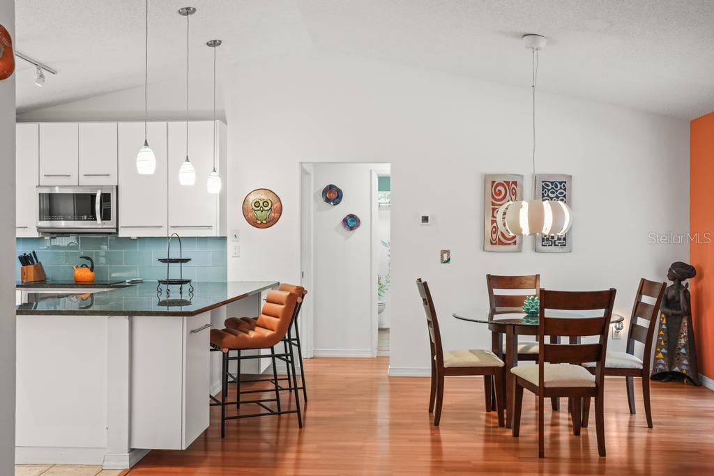 Image 18 of 68 For 658 Clark Court