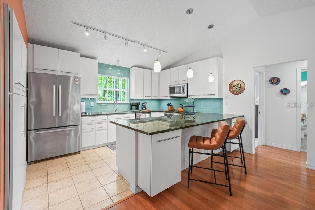 Image 20 of 68 For 658 Clark Court