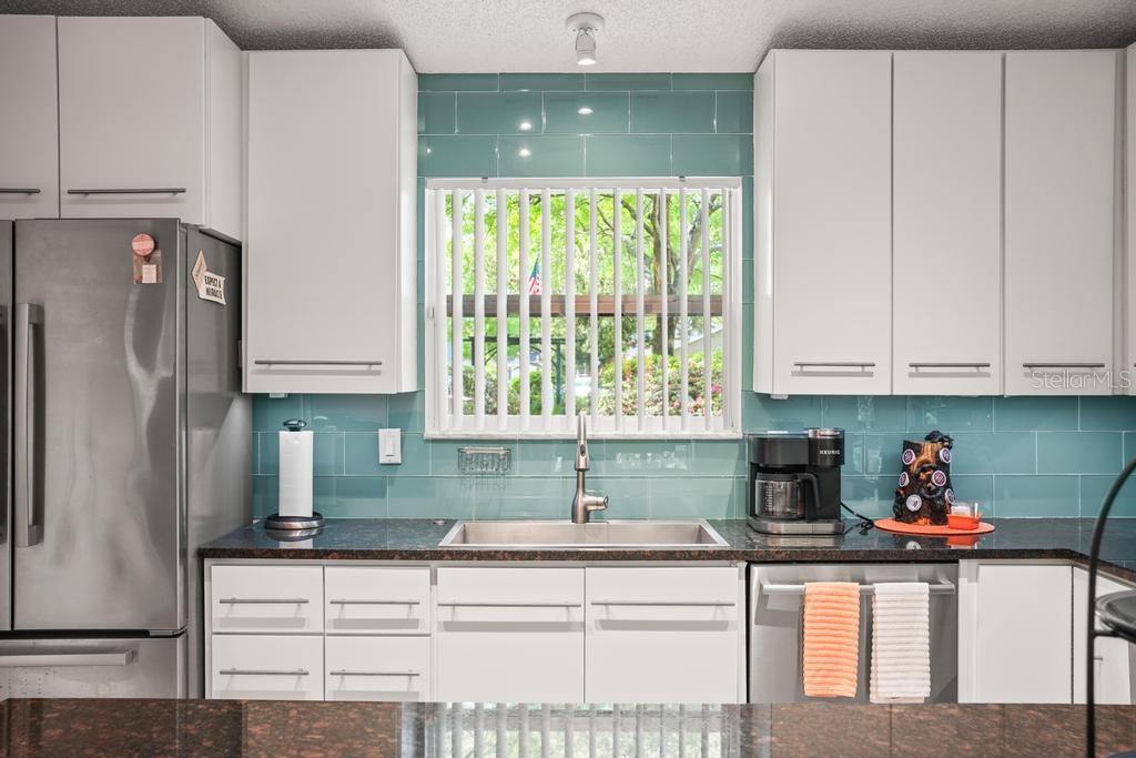 Image 23 of 68 For 658 Clark Court