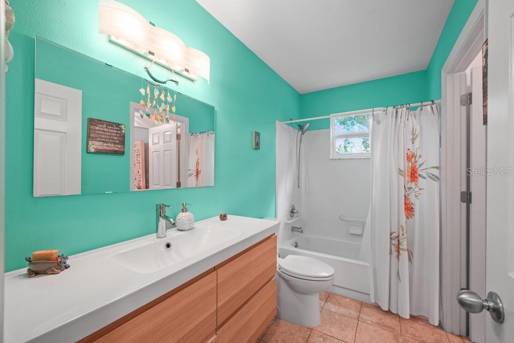 Image 42 of 68 For 658 Clark Court