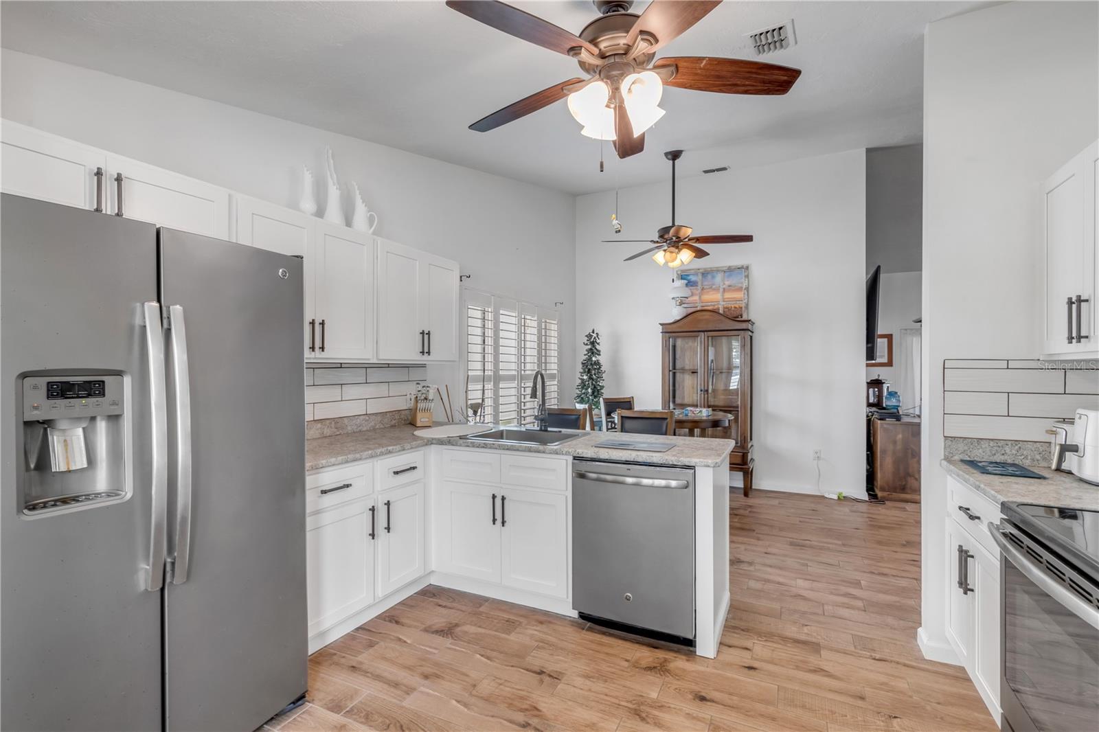 Image 4 of 20 For 1107 Plover Place