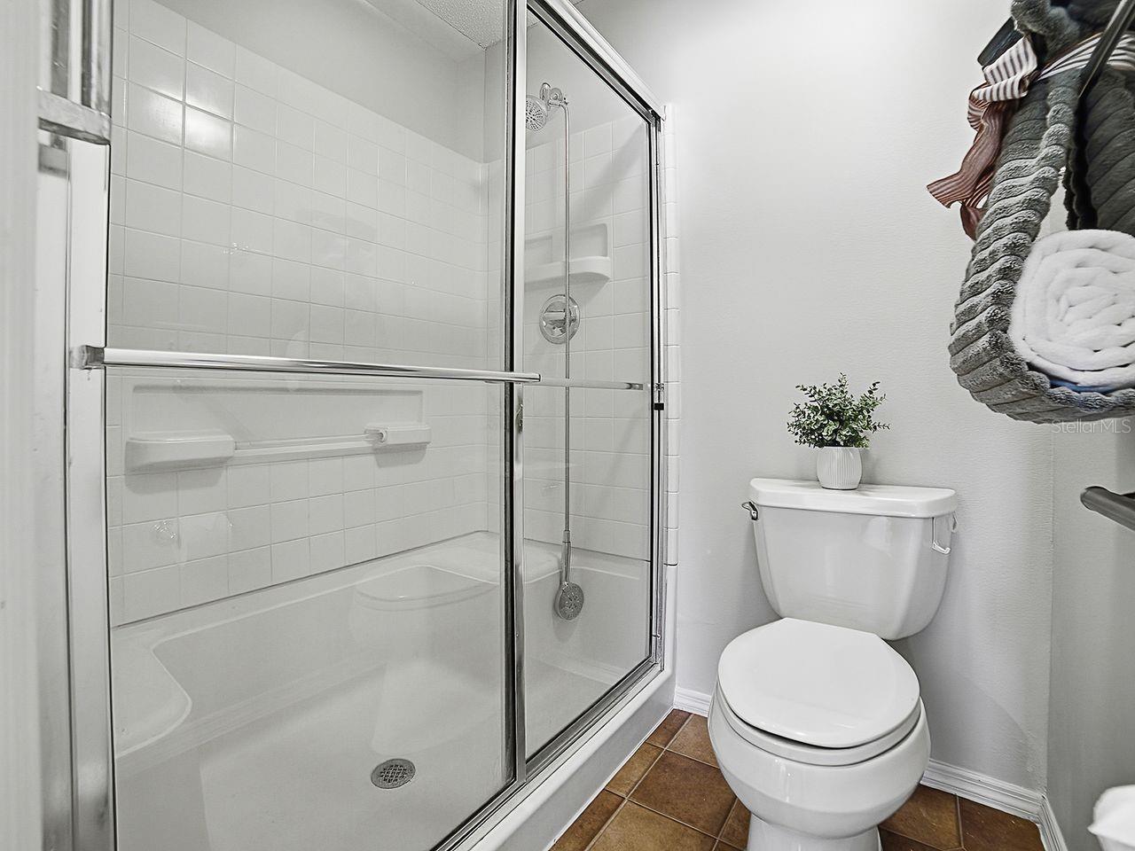 Image 18 of 29 For 1018 Ridgeville Road