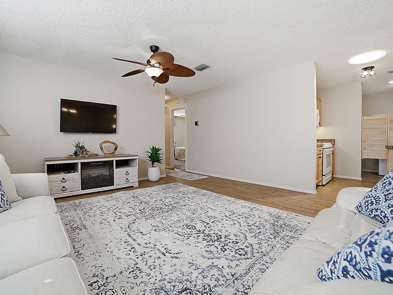 Image 7 of 29 For 1018 Ridgeville Road