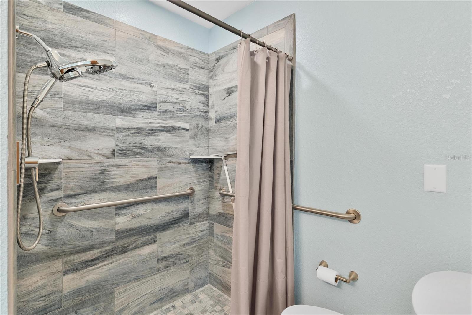 Image 44 of 66 For 12130 Nest Court