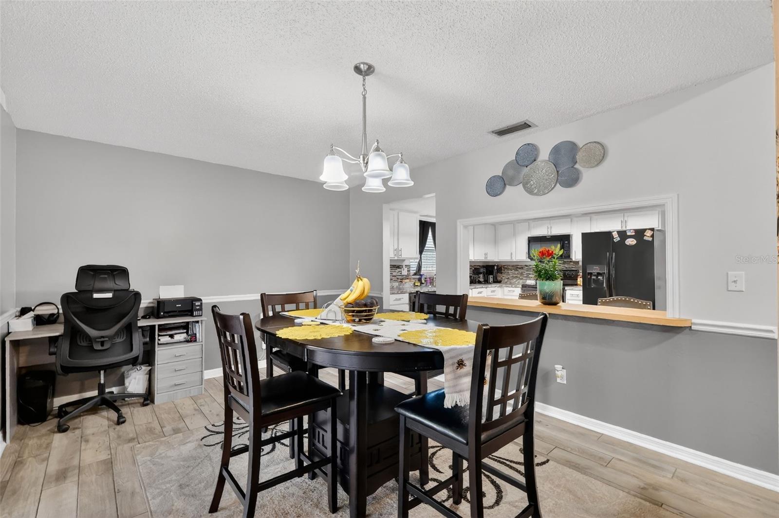 Image 11 of 27 For 507 Firewood Avenue