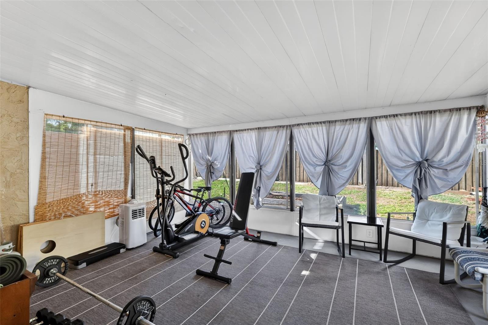 Image 21 of 27 For 507 Firewood Avenue