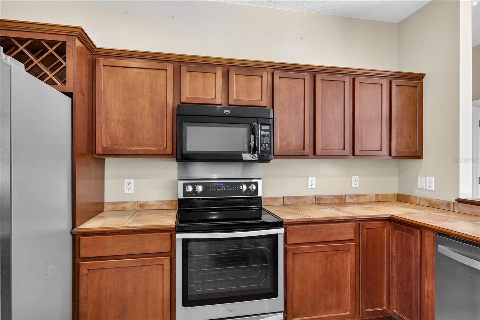 Image 12 of 40 For 28931 Beauclaire Drive