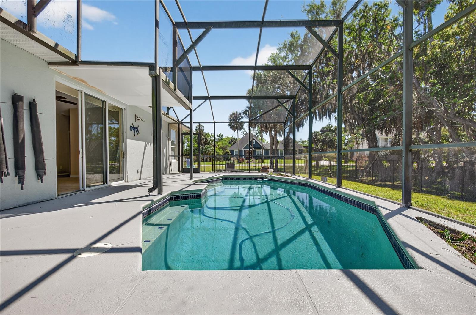 Image 29 of 40 For 28931 Beauclaire Drive