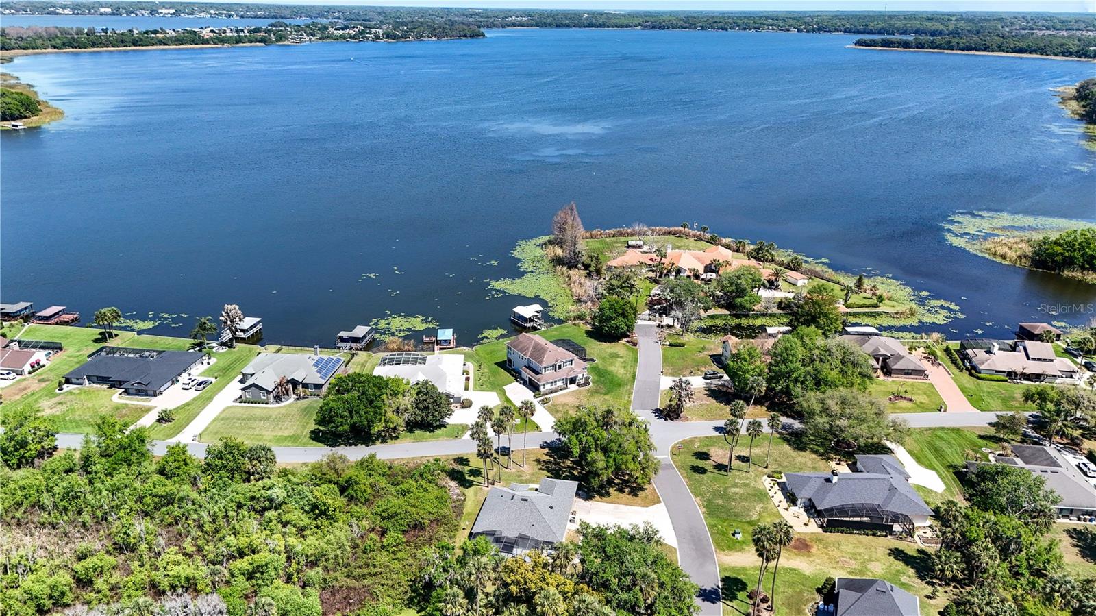 Image 34 of 40 For 28931 Beauclaire Drive