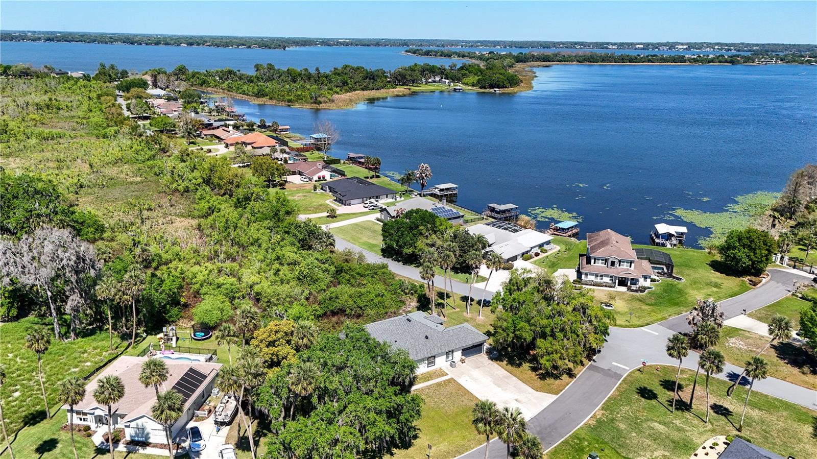 Image 36 of 40 For 28931 Beauclaire Drive