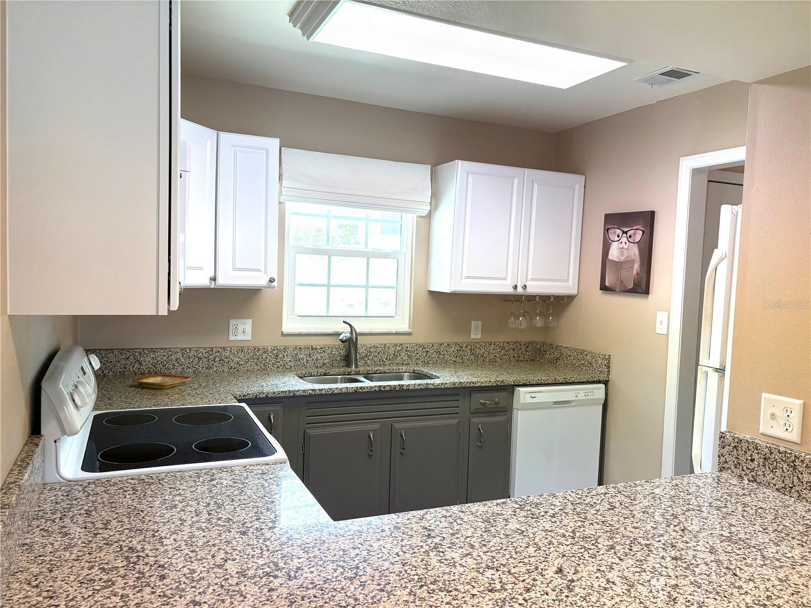 Image 3 of 23 For 1152 Villa Lane 104