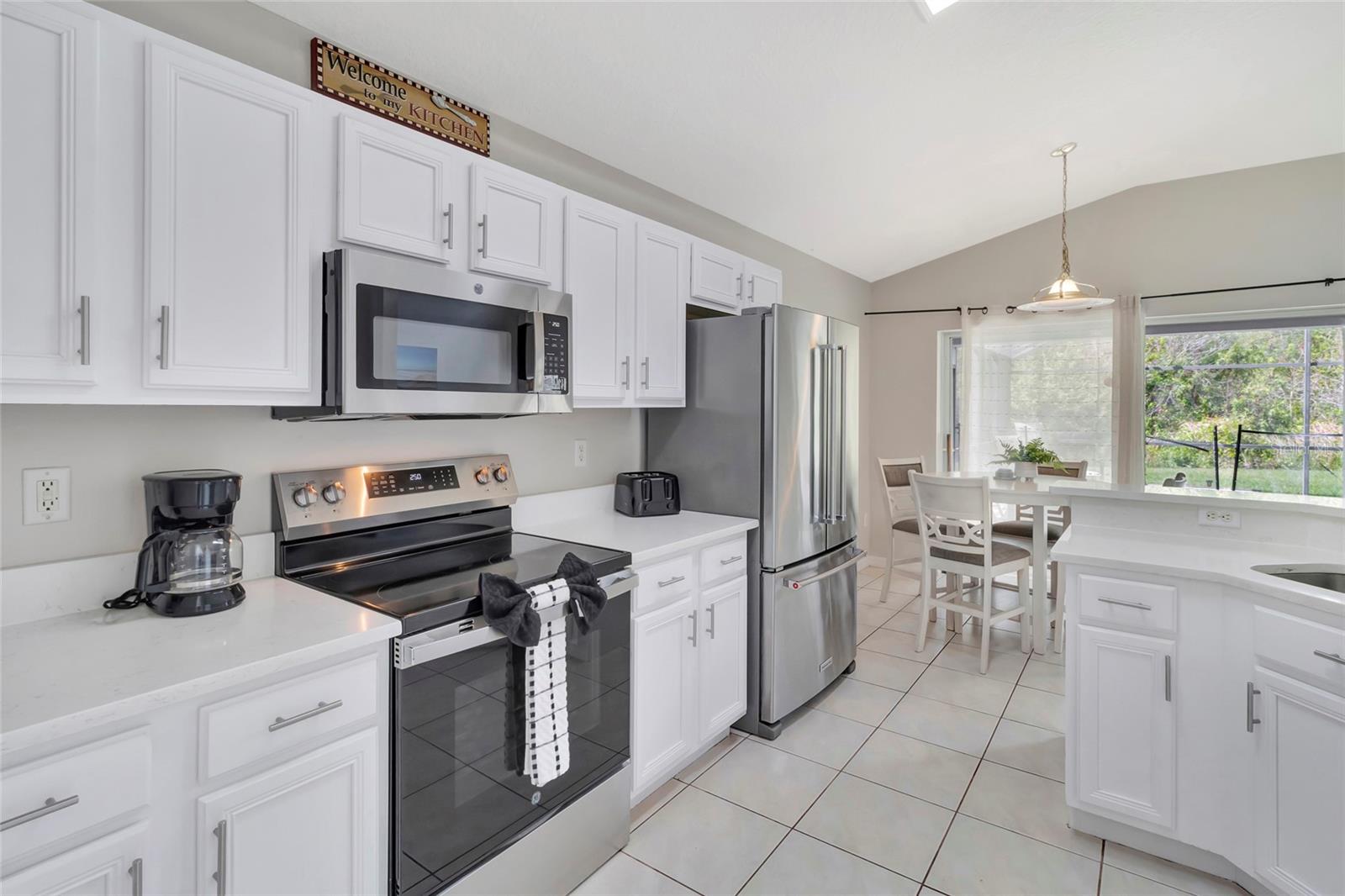 Image 15 of 54 For 4703 Golden Beach Court