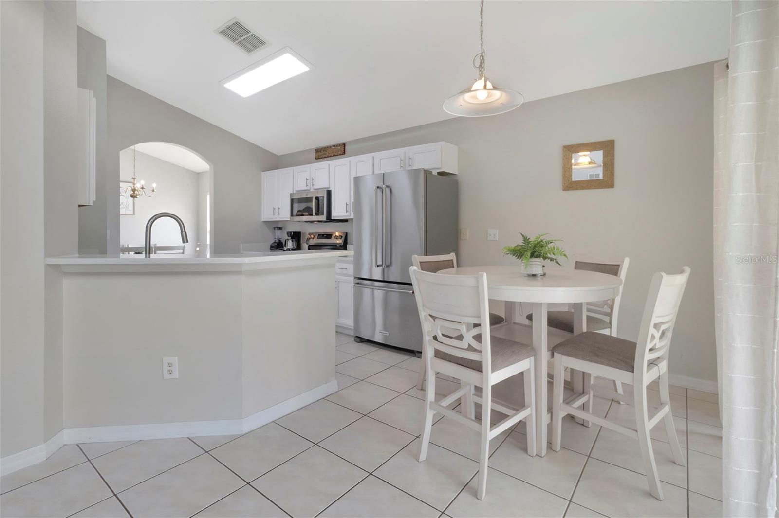 Image 16 of 54 For 4703 Golden Beach Court