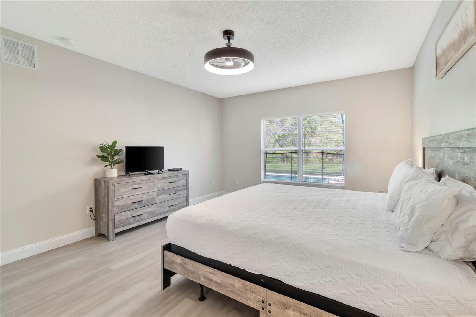 Image 22 of 54 For 4703 Golden Beach Court