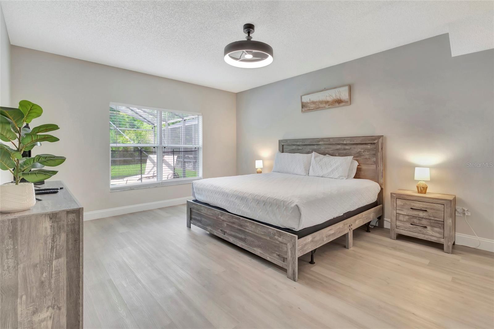 Image 24 of 54 For 4703 Golden Beach Court