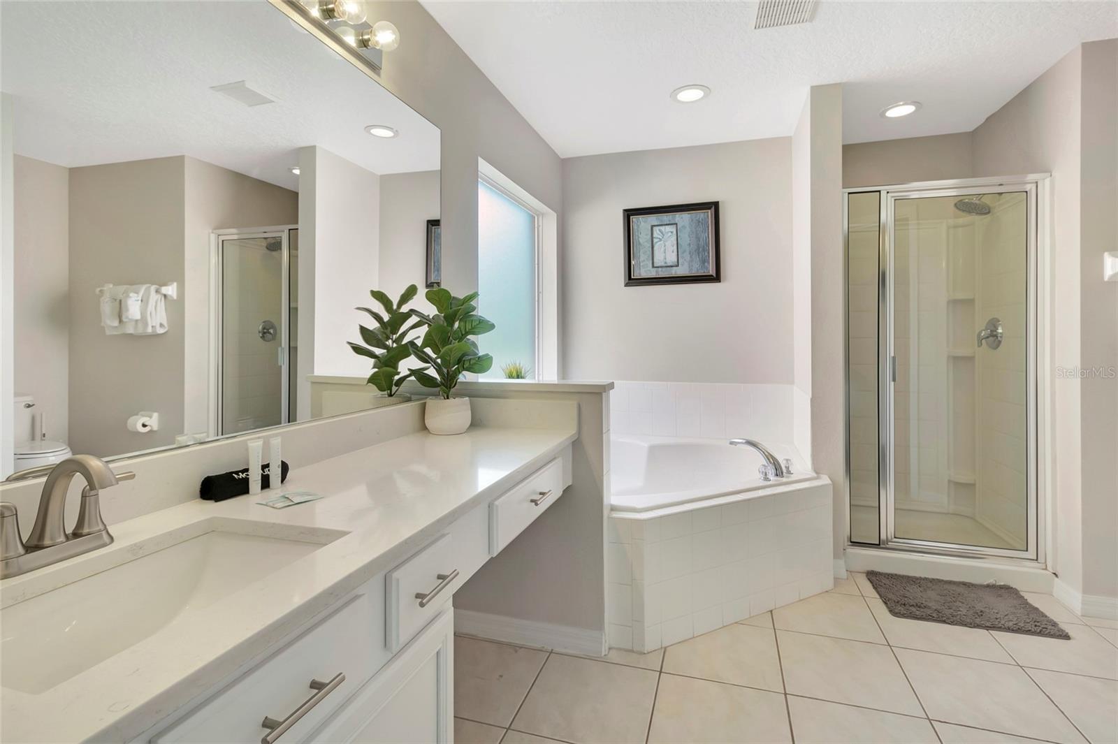 Image 26 of 54 For 4703 Golden Beach Court