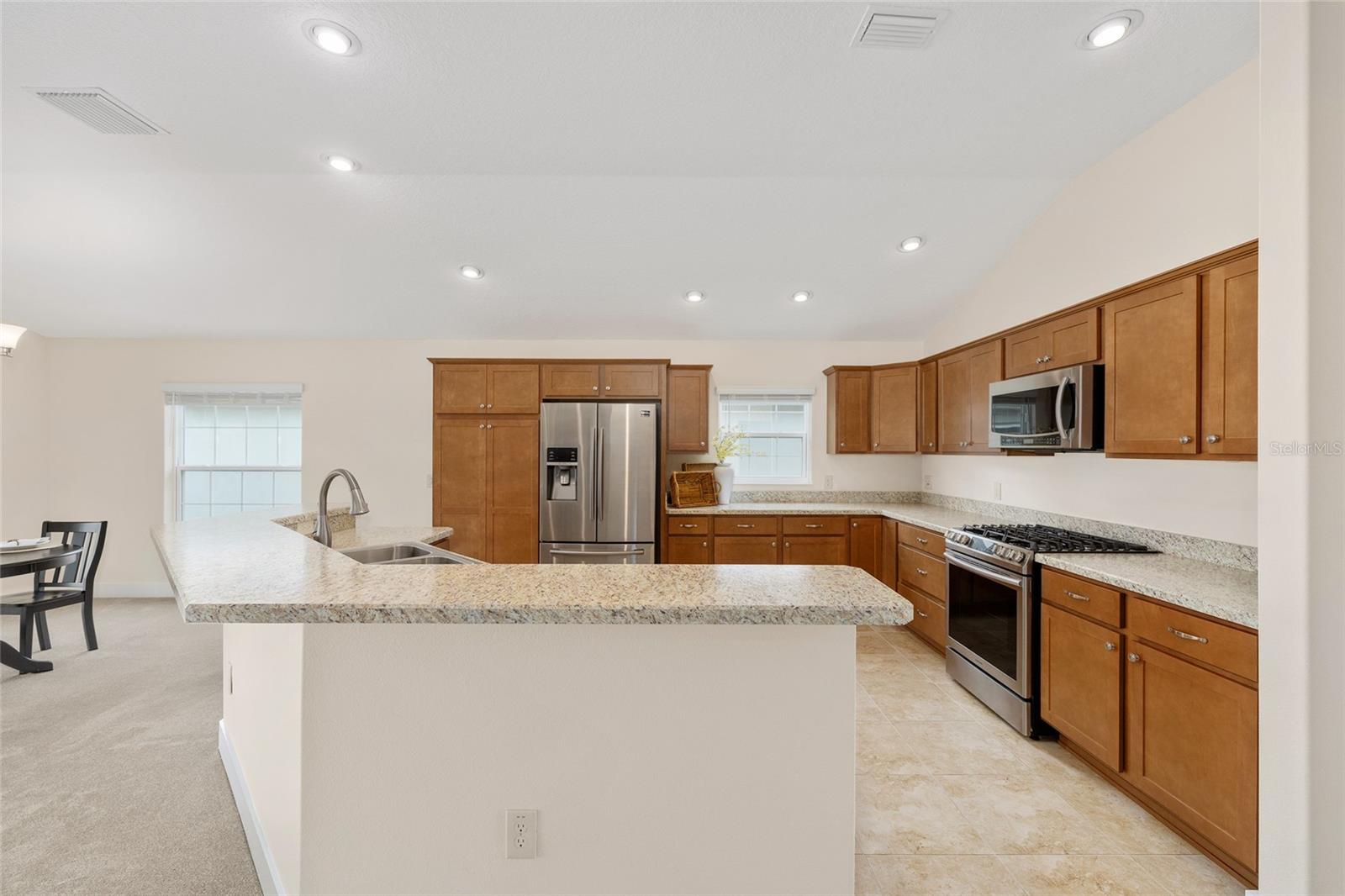 Image 19 of 56 For 5791 Henry Loop