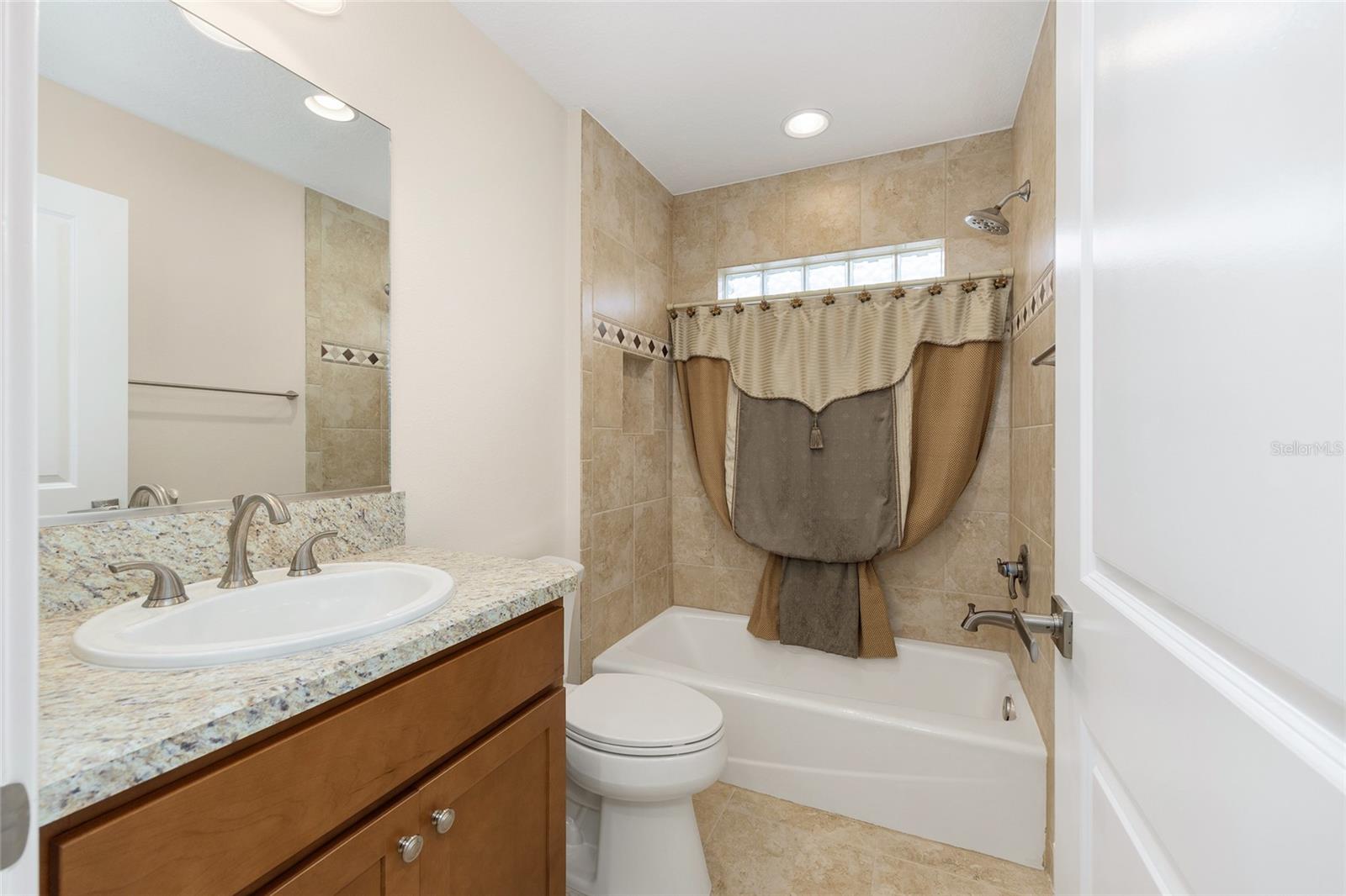 Image 30 of 56 For 5791 Henry Loop