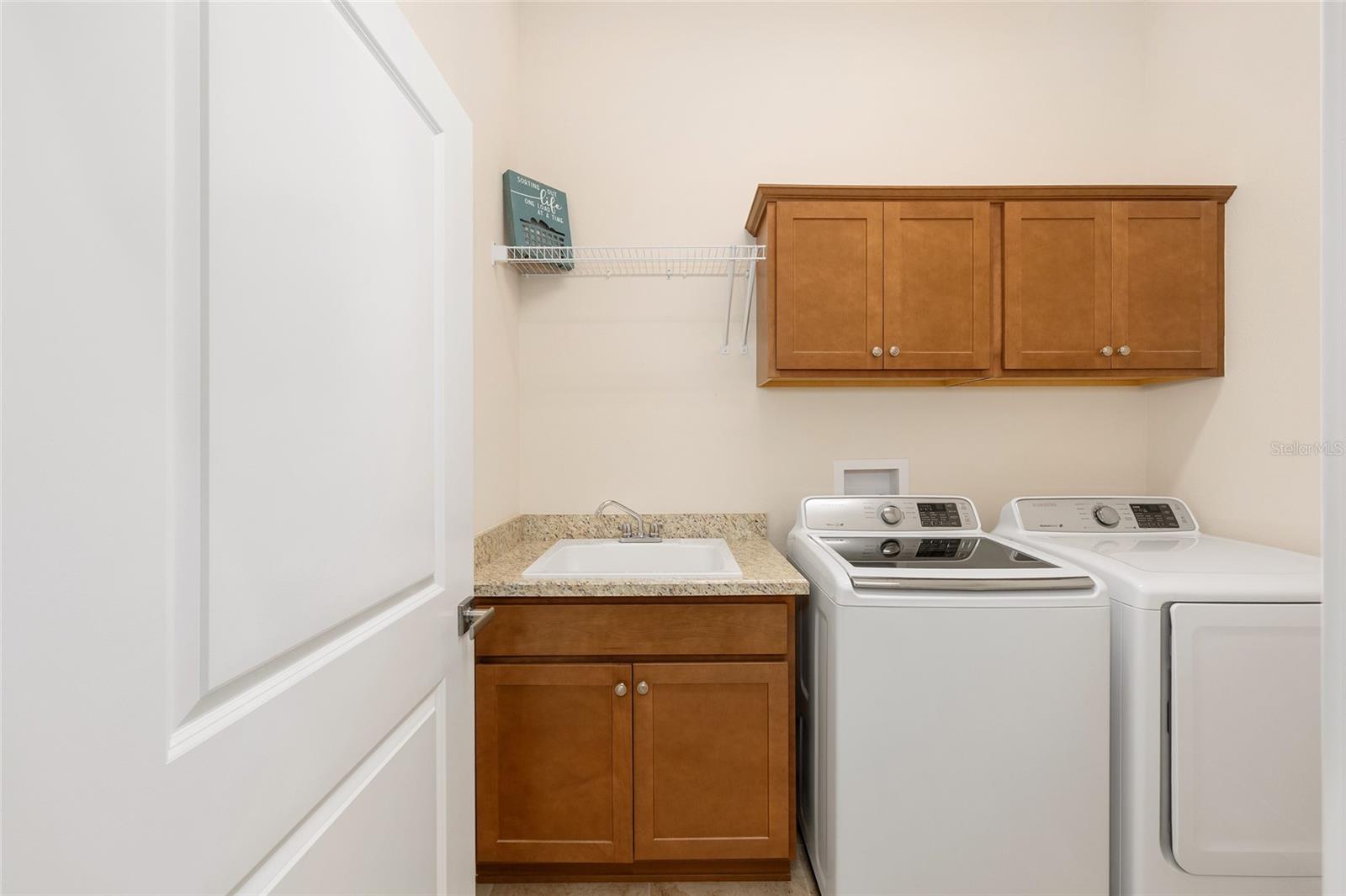 Image 34 of 56 For 5791 Henry Loop