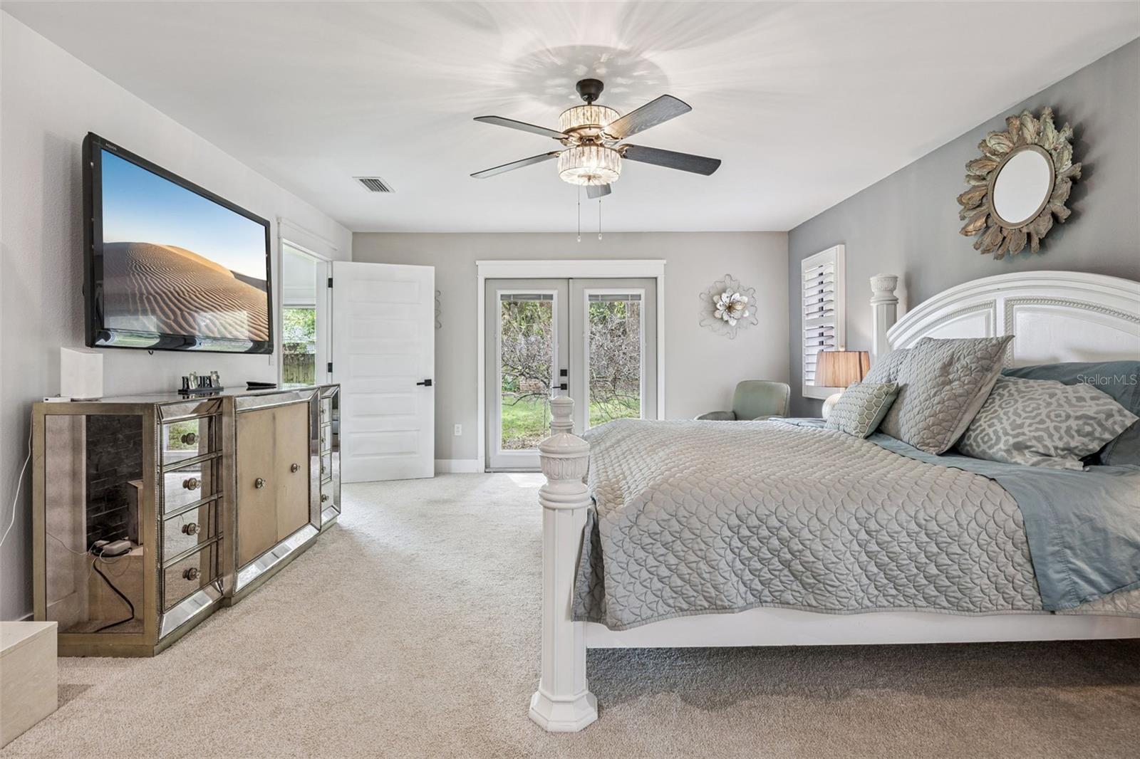 Image 18 of 52 For 312 Waterwood Drive