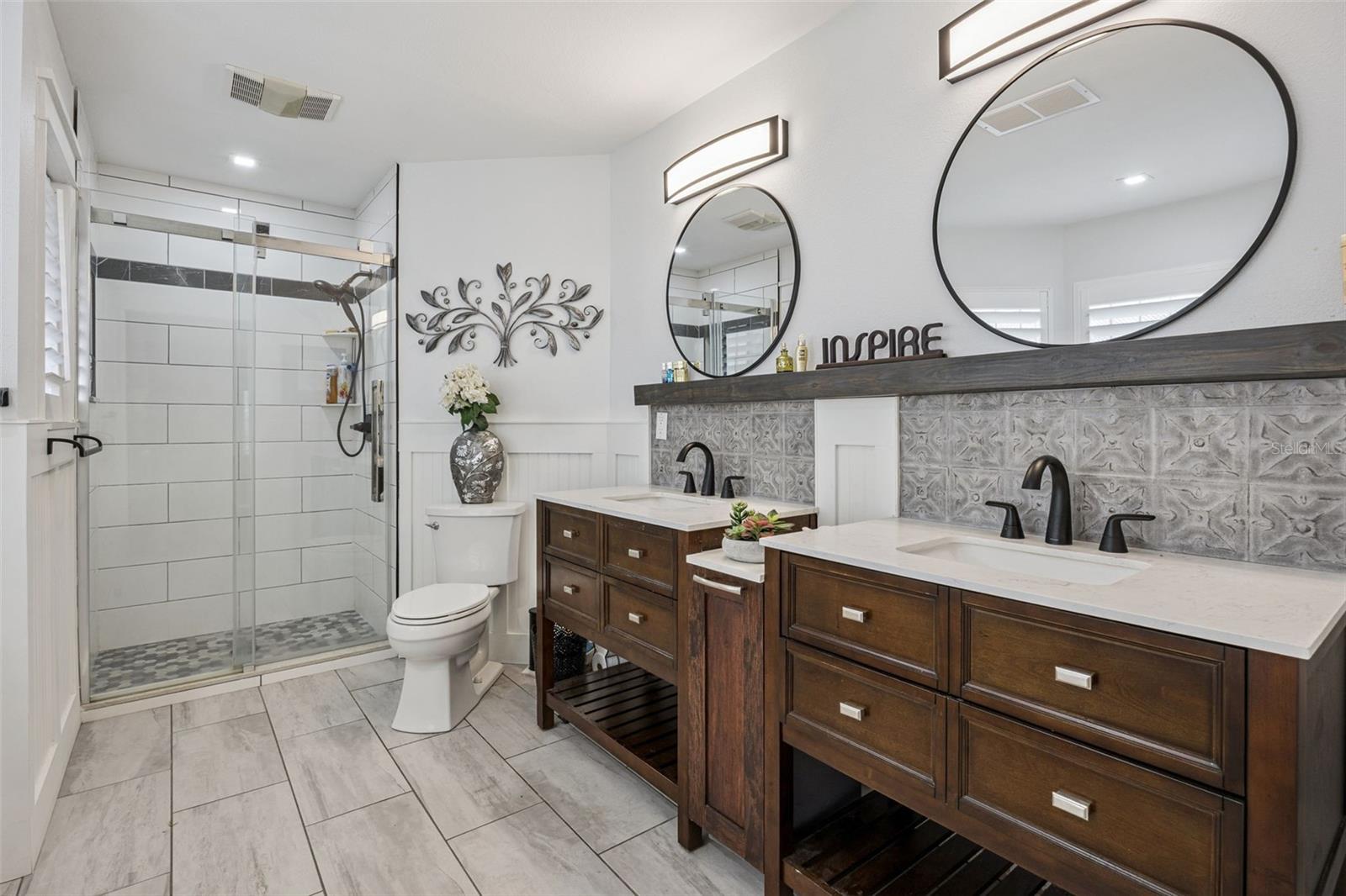 Image 21 of 52 For 312 Waterwood Drive