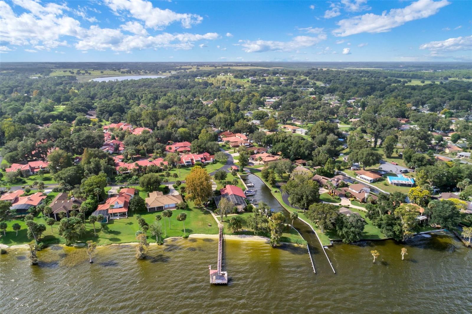 Image 40 of 52 For 312 Waterwood Drive