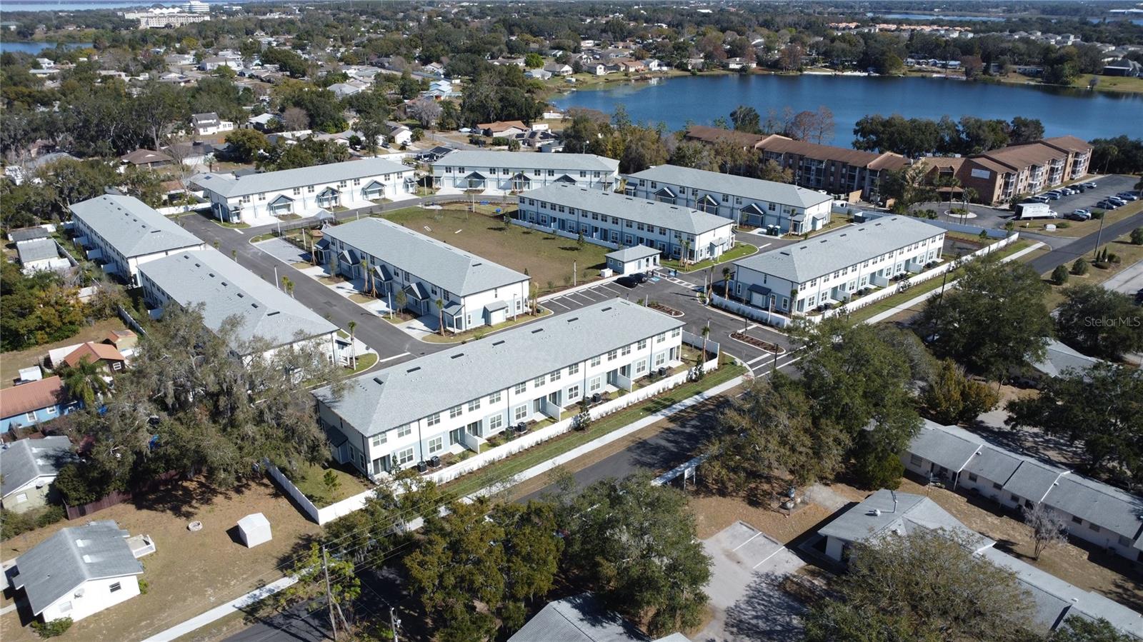 Image 18 of 30 For 1057 Caroline Street