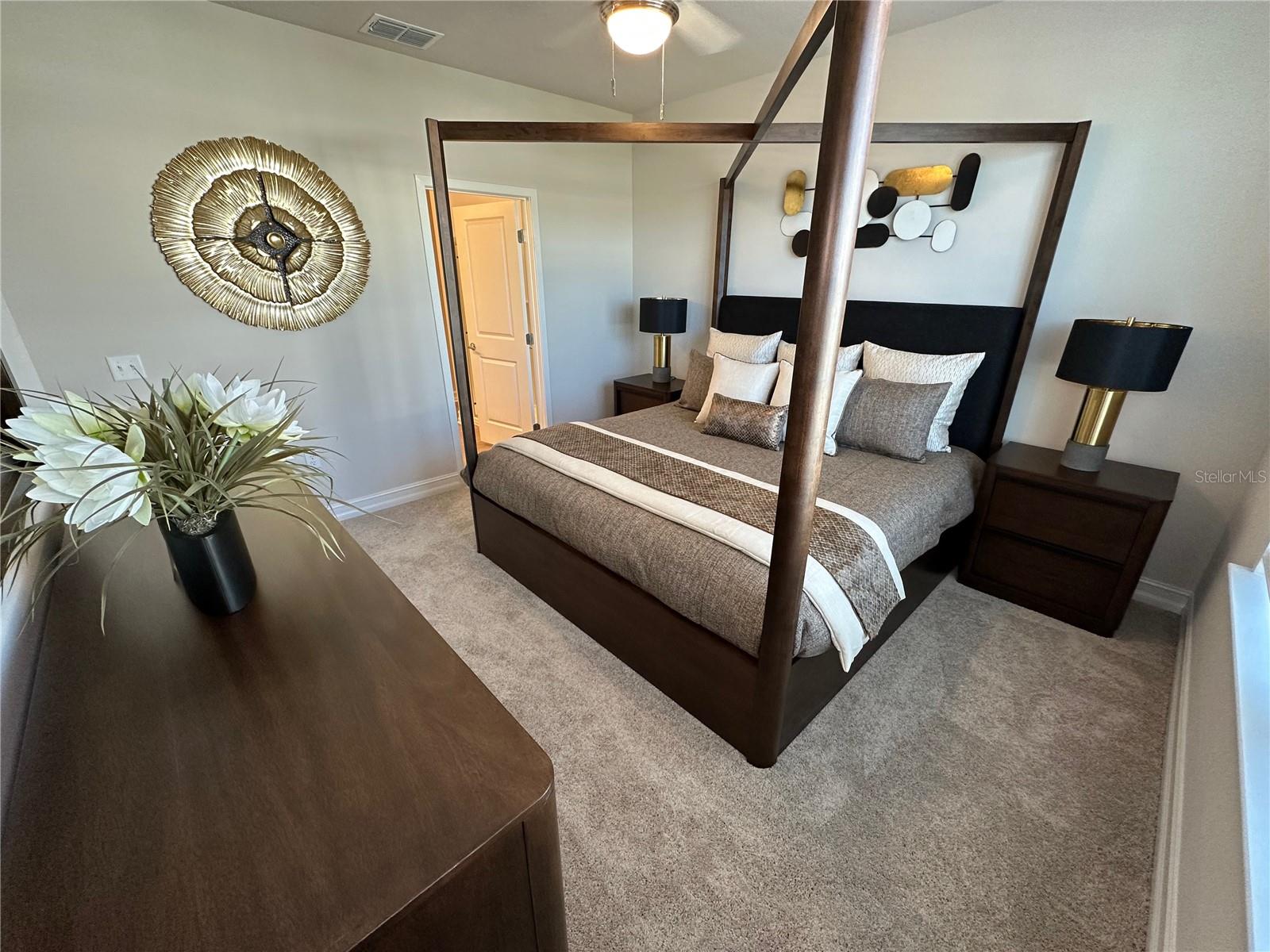 Image 8 of 30 For 1057 Caroline Street