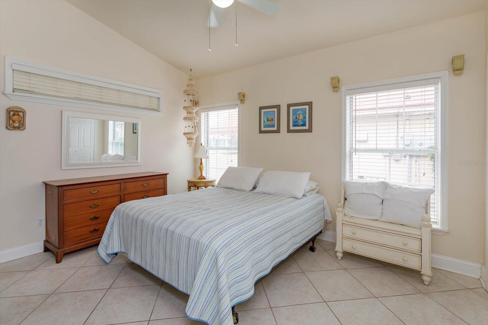 Image 12 of 22 For 830 25th Avenue