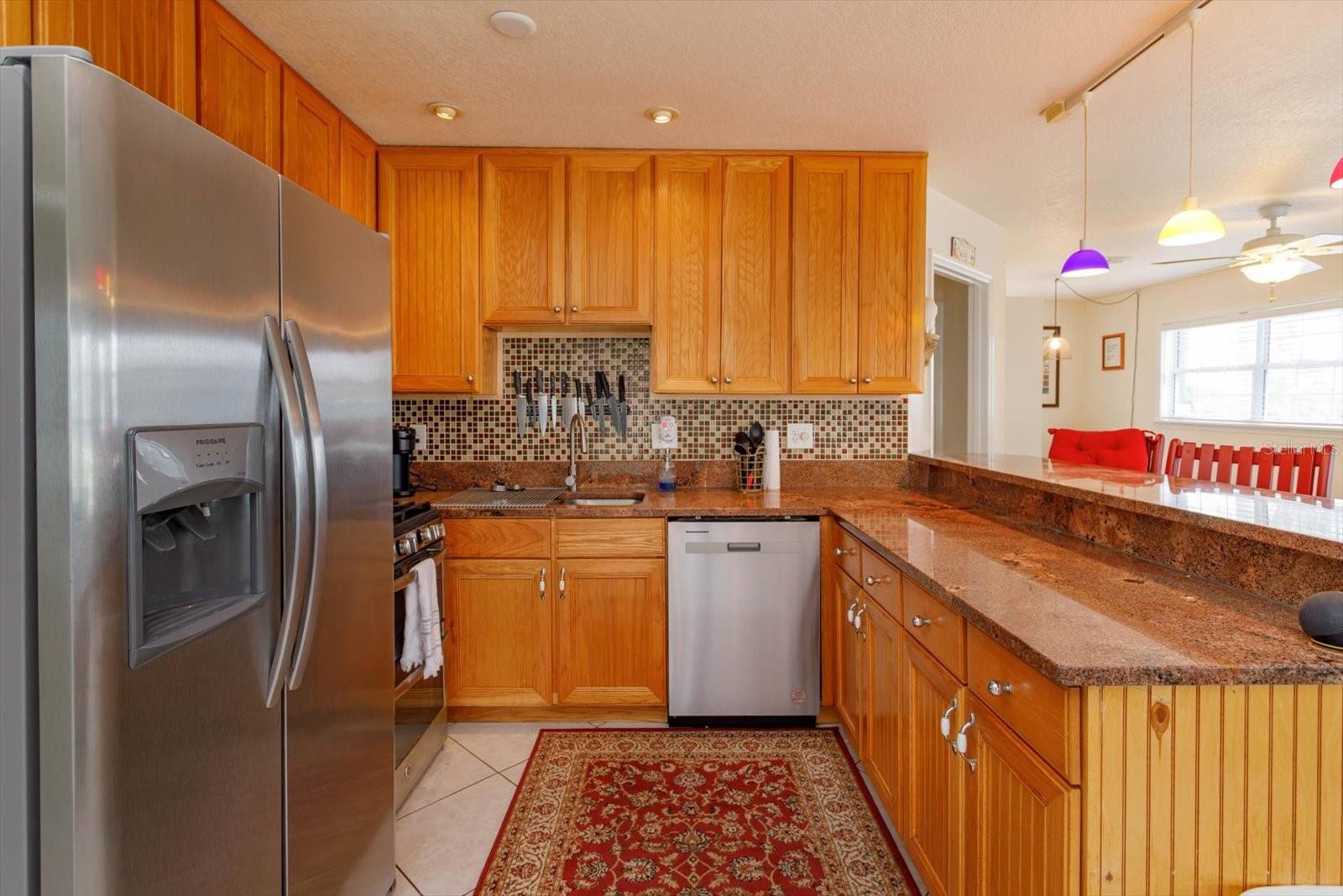 Image 7 of 22 For 830 25th Avenue