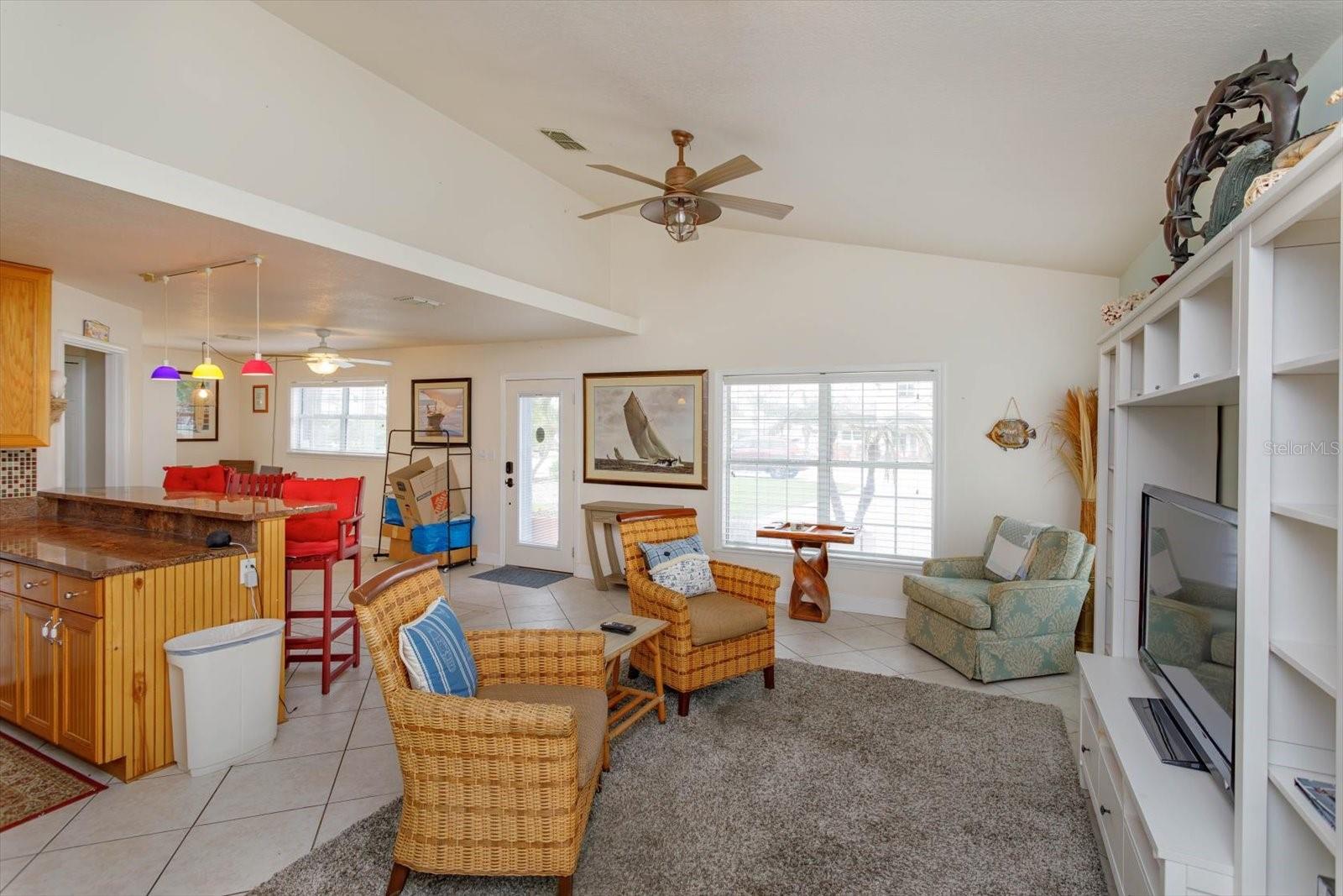 Image 9 of 22 For 830 25th Avenue