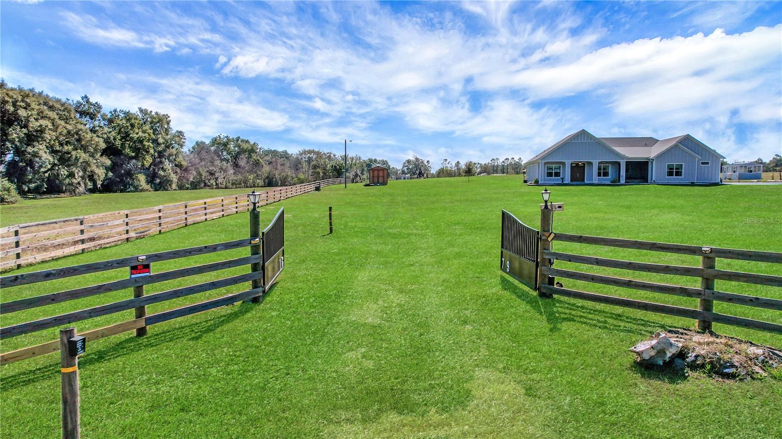 Image 3 of 79 For 1679 County Road 462