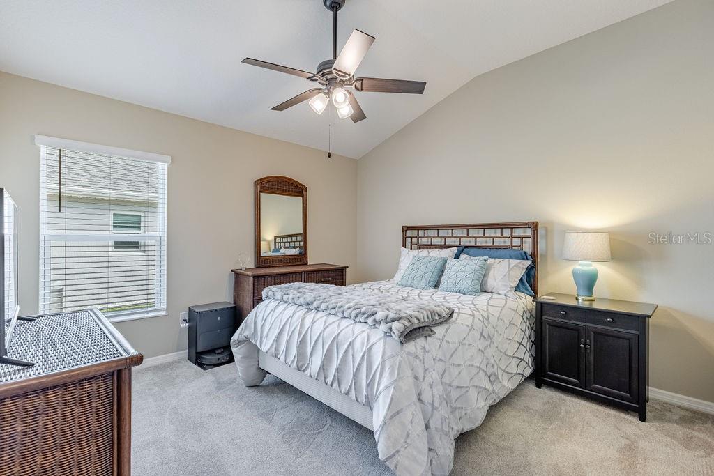 Listing photo id 13 for 5375 Werdebaugh Way