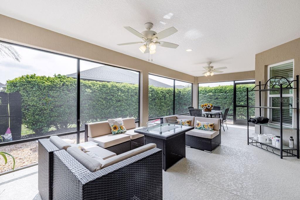 Listing photo id 31 for 5375 Werdebaugh Way