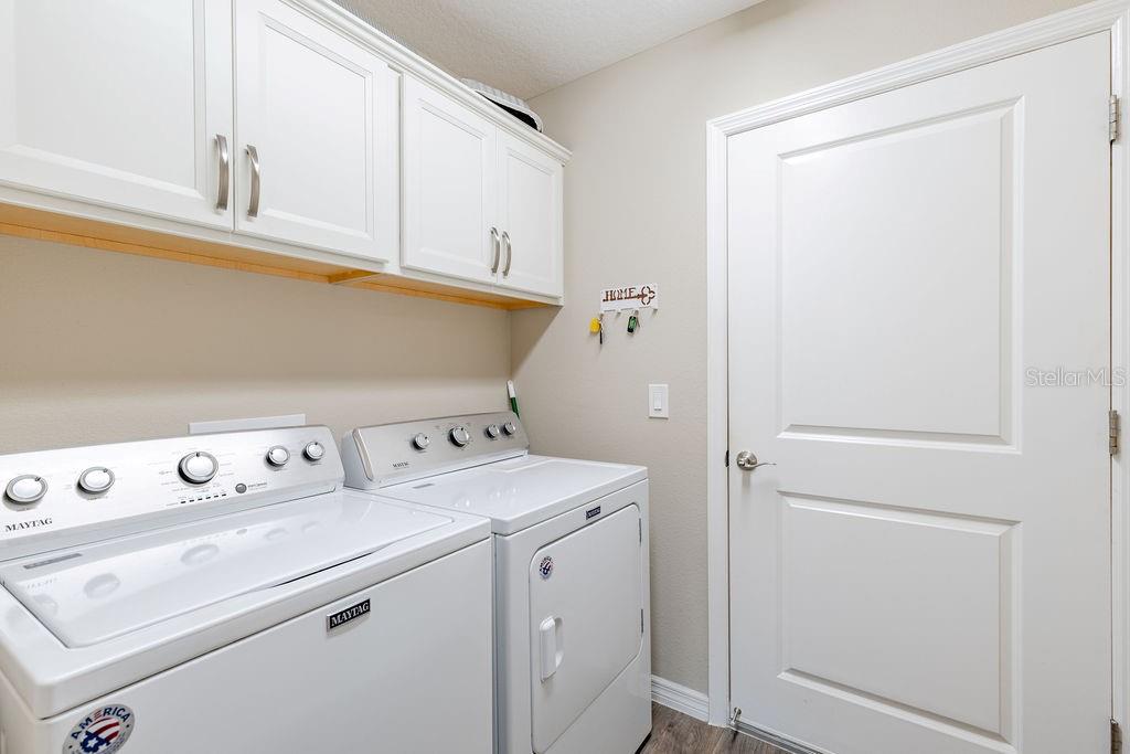 Listing photo id 35 for 5375 Werdebaugh Way